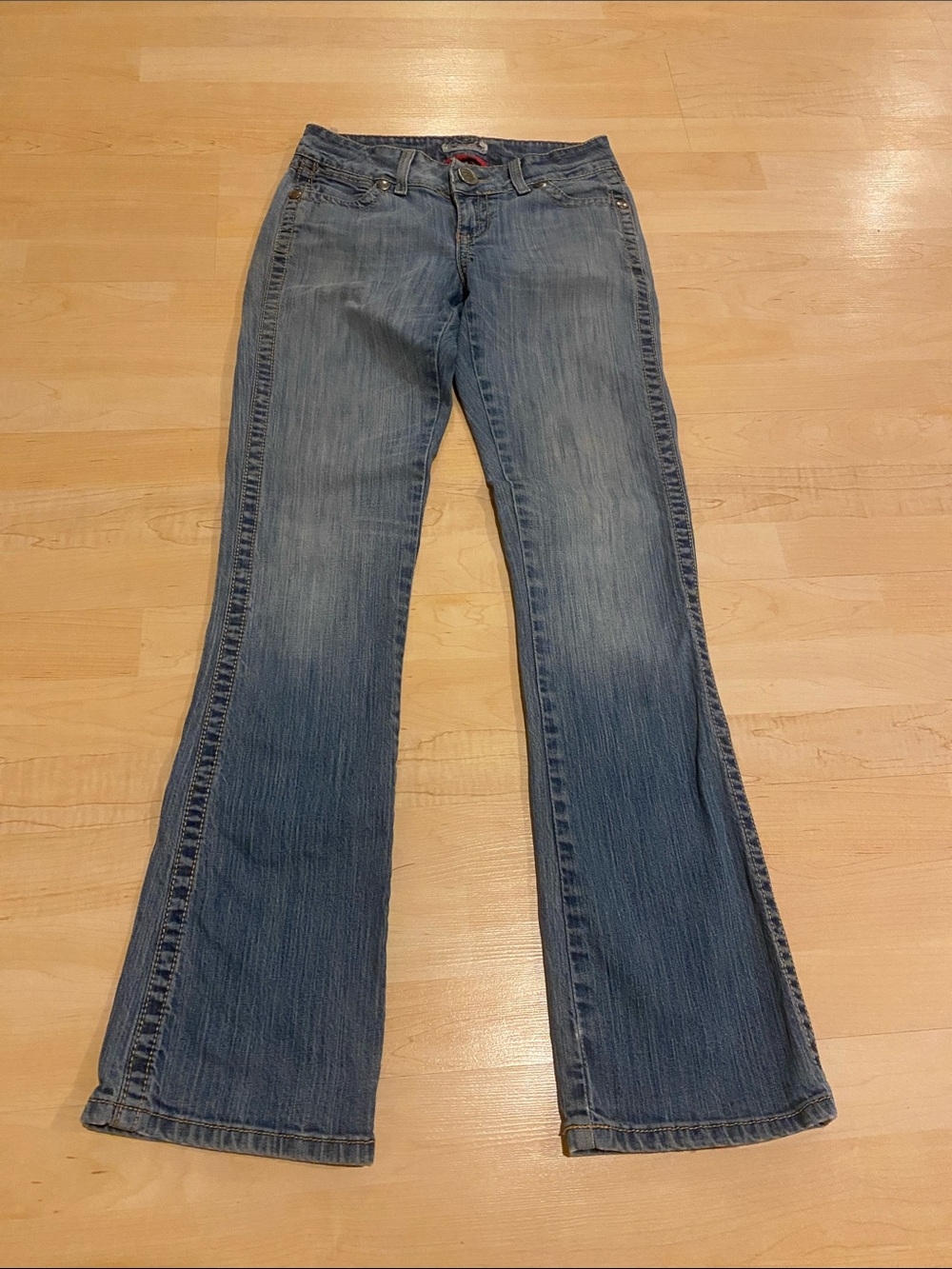 Wrangler Vintage Y2K Light Wash Flare Jeans Size 3/4 Western Cowgirl